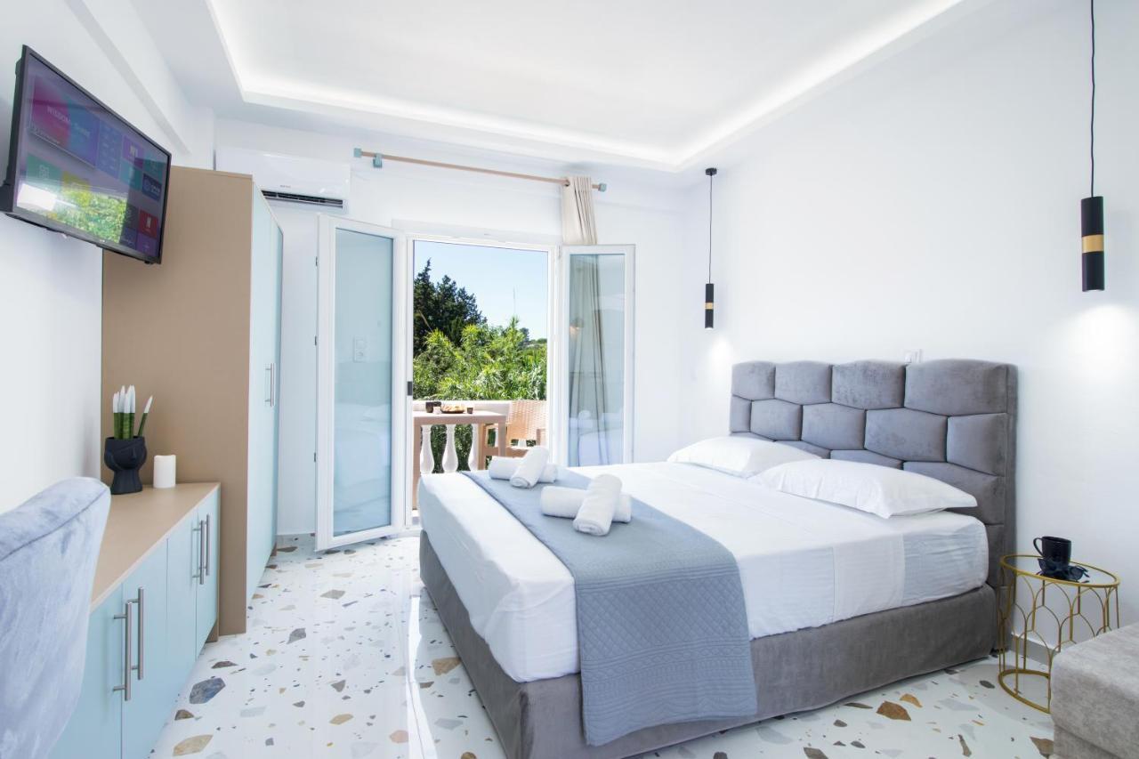 Anais Luxury Living Grey & Pink By Corfuescapes * Marathiás